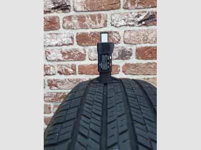 Pneus 215/65 R16 102v (2026) - Photo 1