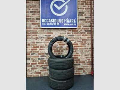 Pneus 225/45 ZR19 96W (2026) - Photo 1