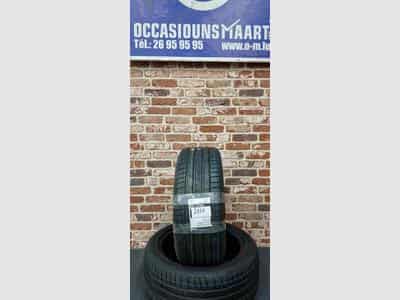 Pneus 255/45 R20 101T (2026) - Photo 1