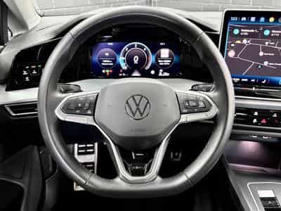VW Golf Life GOAL 2.0 TDI 150 CV DSG 7 ***Caméra***Attelage*** (2025) - Photo 10