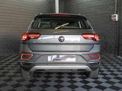 VW T-Roc Style 2.0 TDI 150CV DSG 7 * Sièges Chauffants * Caméra * (2024) - Photo 5