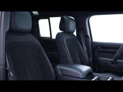 Land-Rover Defender 110 P525 V8 Auto (2022) - Photo 12