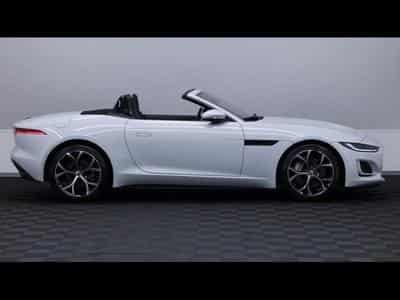 Jaguar F-Type P300 R-Dynamic RWD Convertible (2022) - Photo 10