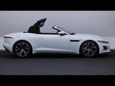 Jaguar F-Type P300 R-Dynamic RWD Convertible (2022) - Photo 11