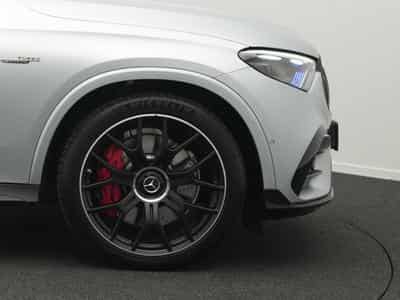 Mercedes GLC 63 AMG GLC 63S E Performance (2024) - Photo 8