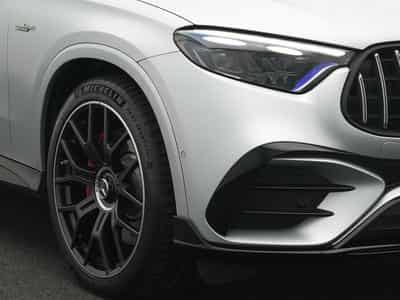 Mercedes GLC 63 AMG GLC 63S E Performance (2024) - Photo 9