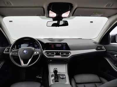 BMW 320 eA Touring PHEV Cuir / Navi / Led / PDC+Caméra (2022) - Foto 8