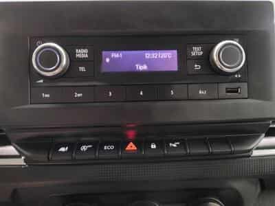 Nissan Primastar 2.0 dCi 30 L2H1 FULL LED / CLIM (2024) - Foto 11