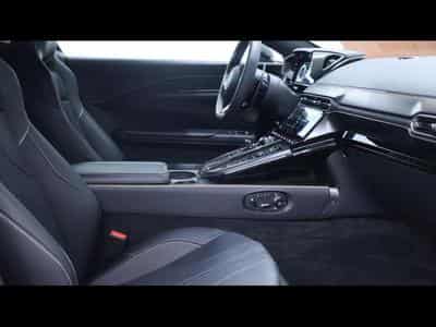 Aston-Martin V8 Vantage New Vantage V8 (2025) - Photo 11