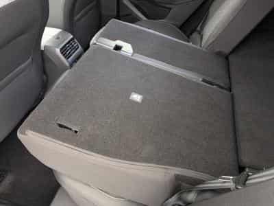 Peugeot 3008 Hybrid 145 e-DCS6 Allure (2025) - Photo 12