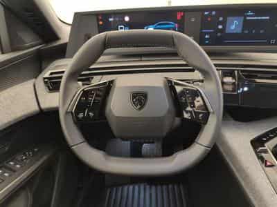 Peugeot 3008 Hybrid 145 e-DCS6 Allure (2025) - Photo 14