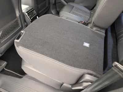 Peugeot 5008 Hybrid 145 e-DCS6 GT (2026) - Foto 12