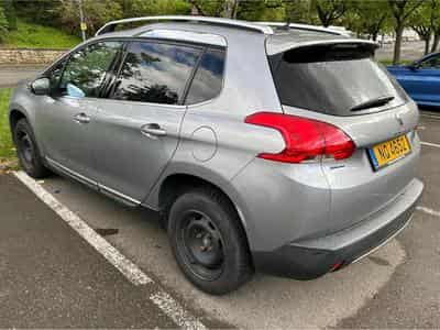 Peugeot 2008 Allure (2016) - Photo 9