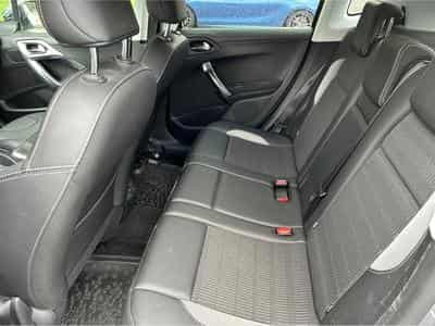 Peugeot 2008 Allure (2016) - Photo 5