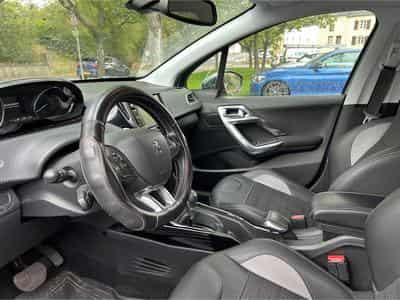Peugeot 2008 Allure (2016) - Photo 2