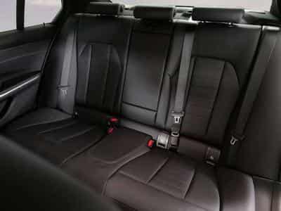 BMW 330 d xDrive M Sportpaket HK HiFi DAB LED GSD (2026) - Photo 8