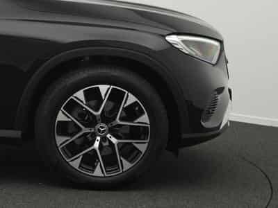 Mercedes GLC 220 d 4M Avantgarde LED+Kamera+EasyPack+Memo (2025) - Foto 8