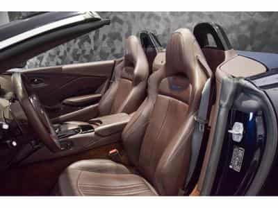 Aston-Martin V8 Vantage ROADSTER - Ultramarine Black (2022) - Photo 9