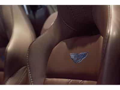 Aston-Martin V8 Vantage ROADSTER - Ultramarine Black (2022) - Photo 13