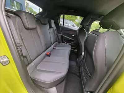 Peugeot 208 Hybrid 145 GT (2026) - Photo 11