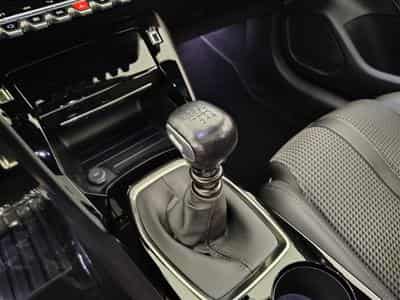 Peugeot 208 1.2i PureTech GT Line (EU6.4) (2023) - Photo 12