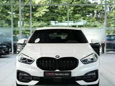 BMW 118 I Sport Line *2.Hand *LiveCockpit*Sportsitze (2021) - Foto 4