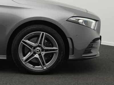 Mercedes A 250 e AMG-Line Lim LED+Kamera+18"+AHK (2022) - Foto 8