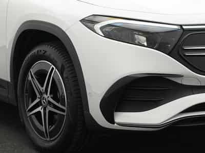 Mercedes EQA 4MATIC AMG-Line LED+Pano+Keyless+Night (2022) - Foto 9