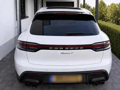 Porsche Macan T MY24 (2023) - Photo 3