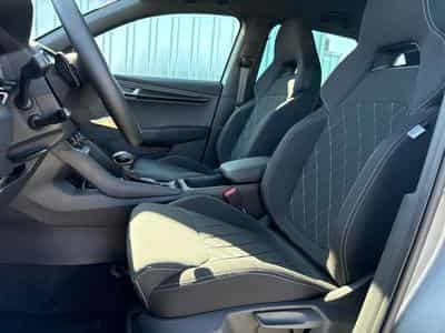 Skoda Karoq Sportline 1,5 TSI (2026) - Photo 8
