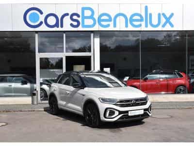 VW T-Roc 1.5 TSI R-Line DSG PANO TRAVEL SIDE CAM PARK ATT RMQ 1° MAIN (2024) - Foto 1