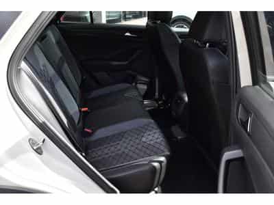 VW T-Roc 1.5 TSI R-Line DSG PANO TRAVEL SIDE CAM PARK ATT RMQ 1° MAIN (2024) - Foto 8