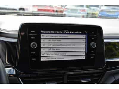VW T-Roc 1.5 TSI R-Line DSG PANO TRAVEL SIDE CAM PARK ATT RMQ 1° MAIN (2024) - Foto 12