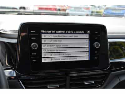 VW T-Roc 1.5 TSI R-Line DSG PANO TRAVEL SIDE CAM PARK ATT RMQ 1° MAIN (2024) - Foto 13