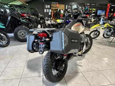 Moto Guzzi V85 TT TRAVEL (2026) - Photo 3