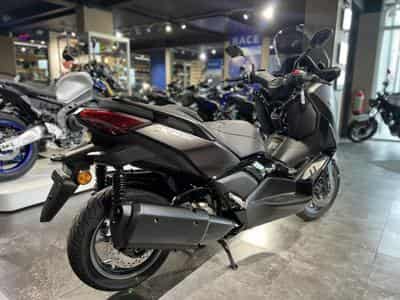 Yamaha X-Max TECH MAX (2026) - Photo 2