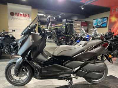 Yamaha X-Max TECH MAX (2026) - Photo 3