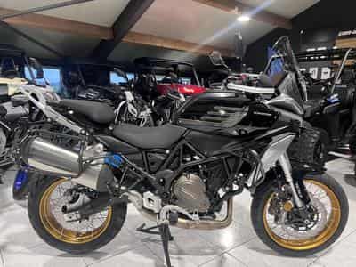 QJmotor SRT 700 SX TOURING (2026) - Photo 1