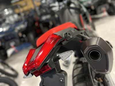 Aprilia Tuareg 660 Tornado Green disponible aussi en 35 KW (2026) - Photo 5