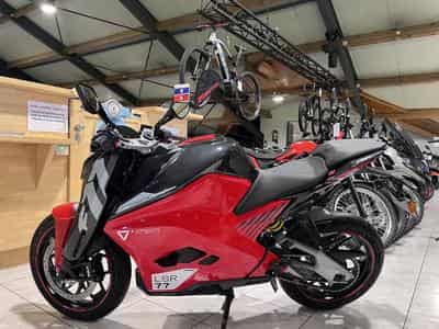 Ultraviolette F77 Mach 2 Recon Turbo Red (2026) - Photo 4