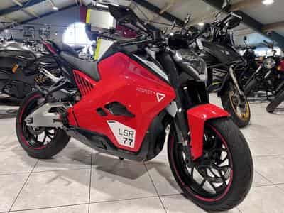 Ultraviolette F77 Mach 2 Recon Turbo Red (2026) - Photo 7