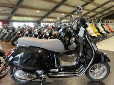 Vespa GTS 310 Classica (2026) - Photo 1