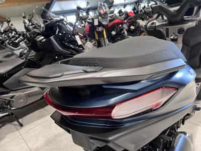 Piaggio MP3 (2026) - Photo 5