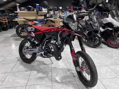 Fantic Motard PERFORMANCE 2T (2026) - Foto 7