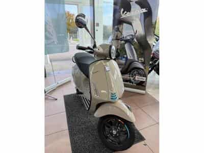 Vespa Primavera S (2026) - Photo 1