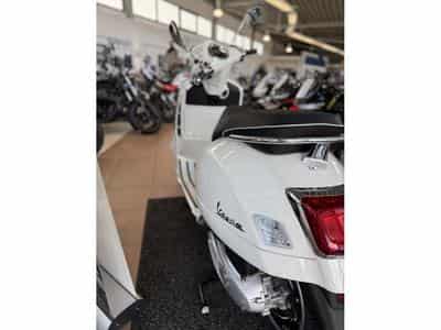 Vespa GTS Super 310 (2026) - Photo 3