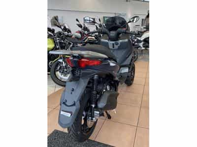 Piaggio MP3 310 (2026) - Photo 4