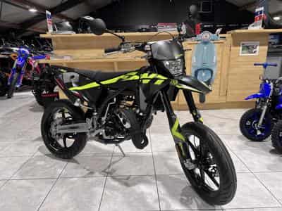Fantic Motard PERFORMANCE 2T (2026) - Foto 7