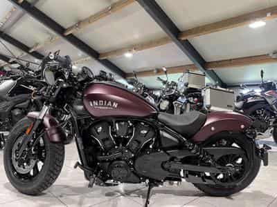 Indian Scout Bobber Maroon Metallic Smoke (2026) - Photo 4