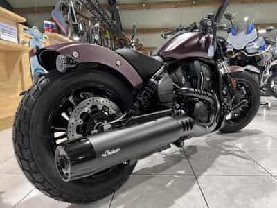 Indian Scout Bobber Maroon Metallic Smoke (2026) - Photo 3